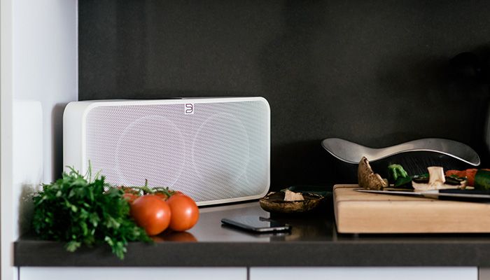 Wireless speakers
