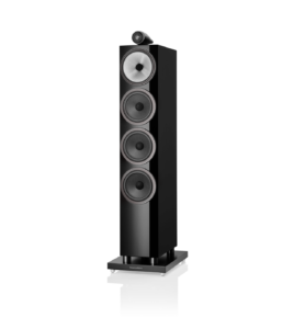 Bowers & Wilkins 702 S3 is een hoogwaardige luidspreker die is ontworpen om de meest veeleisende audiofielen tevreden te stellen. Het is het resultaat van jarenlang onderzoek en ontwikkeling door het gerenommeerde Britse audiobedrijf, dat bekend staat om zijn innovatieve ontwerpen en superieure geluidskwaliteit. Een van de belangrijkste kenmerken van de 702 S3 is de Continuum-conusdriver, die zorgt voor een uitzonderlijk nauwkeurige weergave van de middentonen. Deze conus is gemaakt van een speciaal materiaal dat door Bowers & Wilkins is ontwikkeld en dat de ideale balans biedt tussen stijfheid en demping, waardoor ongewenste resonanties worden geminimaliseerd en de geluidskwaliteit wordt gemaximaliseerd. Daarnaast beschikt de 702 S3 over een tweetereenheid met een aluminium dome, die zorgt voor een heldere en gedetailleerde weergave van de hoge tonen. Het geheel wordt aangevuld met een basdriver die diepe, strakke en gecontroleerde bassen produceert. De behuizing van de luidspreker is ook ontworpen met het oog op geluidskwaliteit. Het is gemaakt van een solide en stijf materiaal dat resonanties minimaliseert en ongewenste trillingen elimineert. De luidspreker is verkrijgbaar in drie afwerkingen: Gloss Black, Satin White en Rosenut. De 702 S3 is ontworpen om zowel in een stereo- als een home cinema-opstelling te worden gebruikt. Het is geschikt voor zowel grote als kleine kamers en kan worden aangesloten op een breed scala aan versterkers en audioapparatuur. Kortom, de Bowers & Wilkins 702 S3 is een uitstekende keuze voor audiofielen die op zoek zijn naar een luidspreker van topkwaliteit die superieure geluidskwaliteit biedt in een stijlvolle en goed ontworpen behuizing.